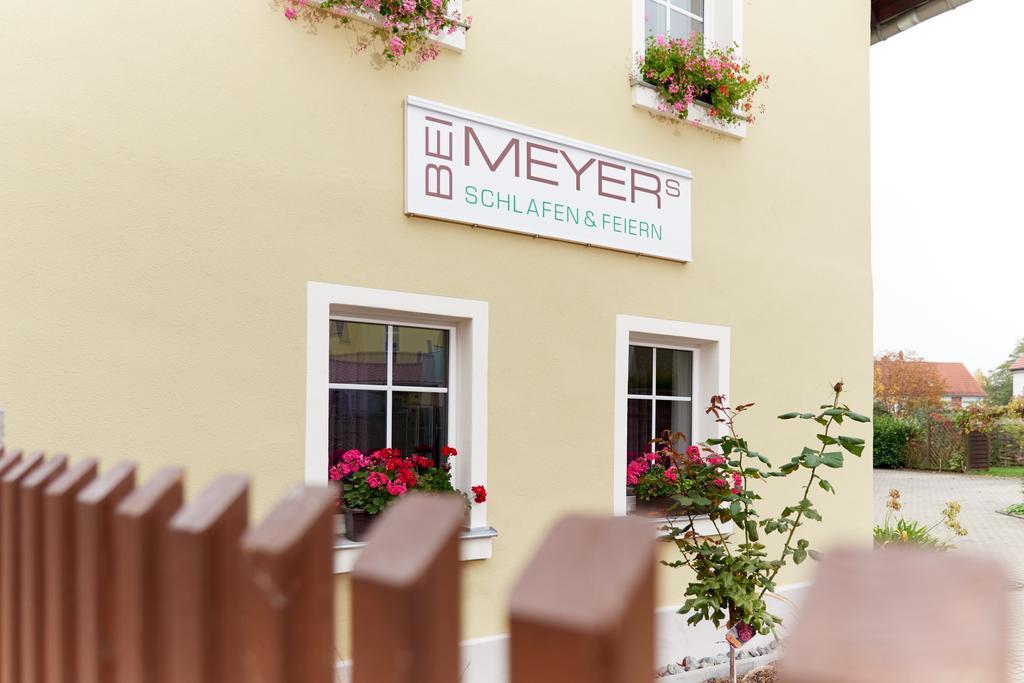 Bei Meyers Schlafen & Feiern Hotel Bohlen  Eksteriør billede