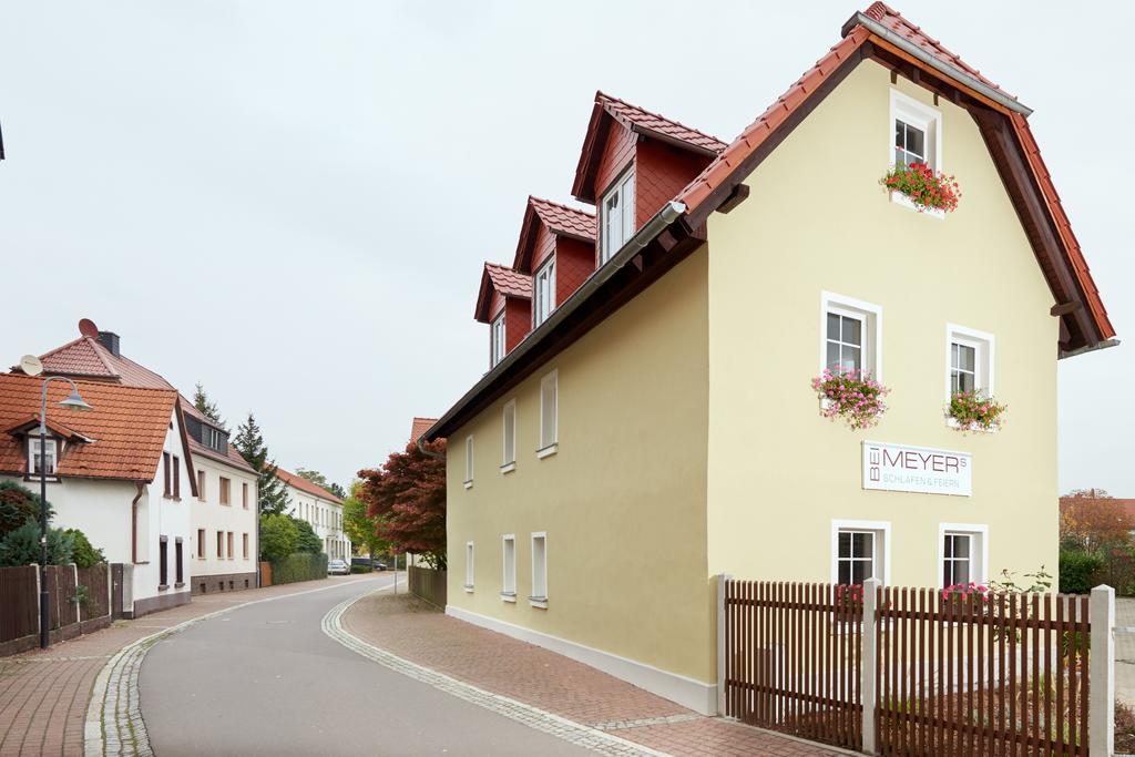Bei Meyers Schlafen & Feiern Hotel Bohlen  Eksteriør billede